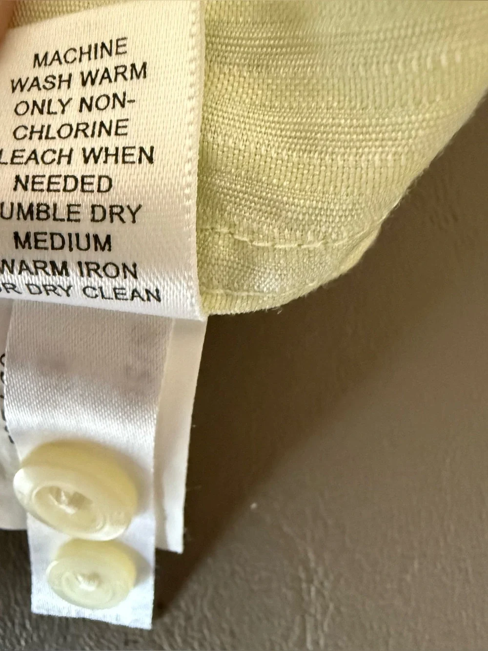 Banana Republic Pale Mint Lime Green Long-Sleeve Dress Shirt size Large